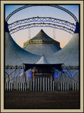 circus-tent-blue-neon-arcs-dusk-structural-film-w2b - tirage encadre