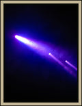 stage-spotlights-purple-smoke-darkness-abstract-w2b - tirage encadre
